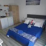 Homestay szállás Uuli Dźwirzyno