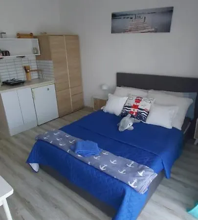 Homestay szállás Uuli Dźwirzyno